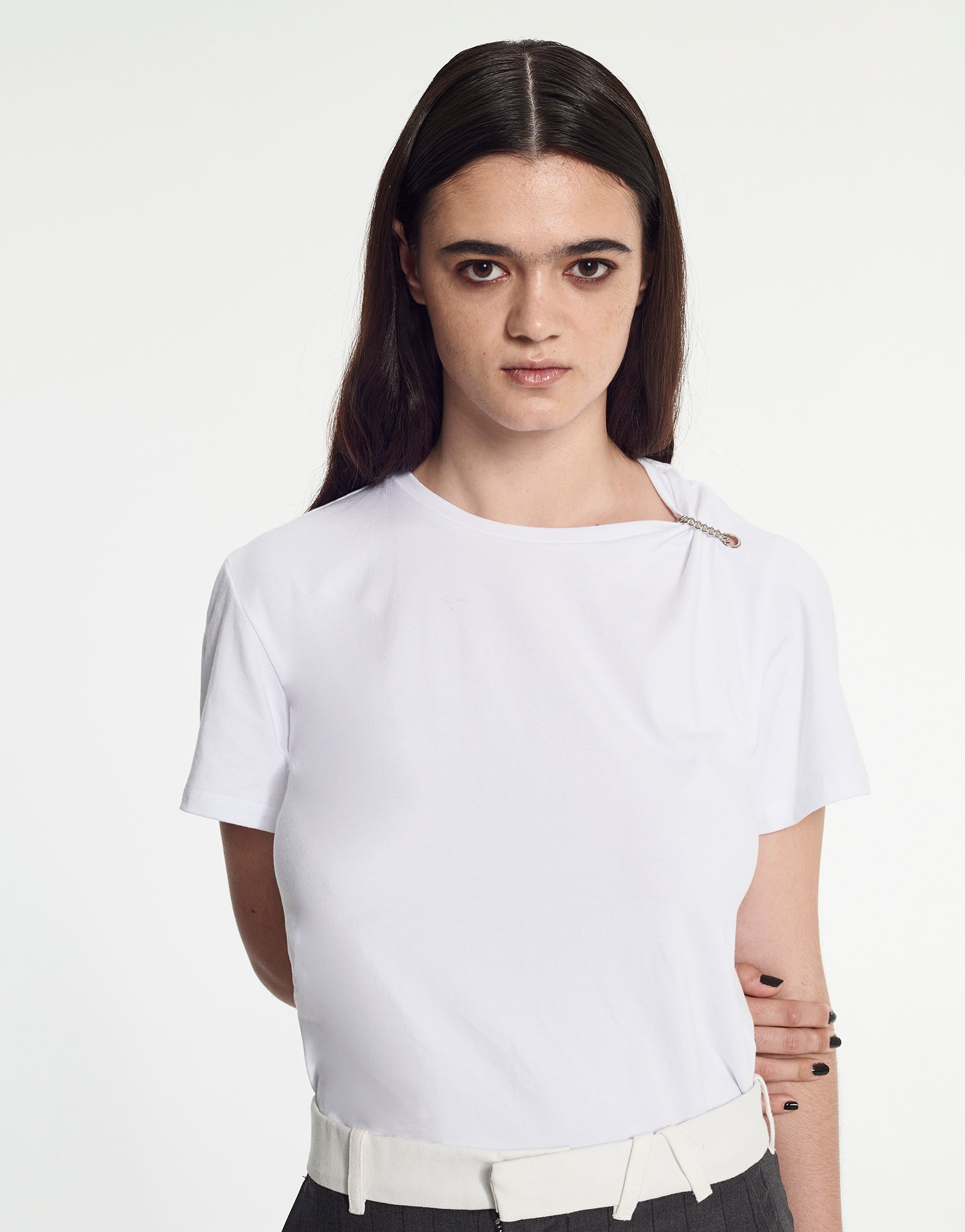 Crewneck T-Shirt with Metal Chain Detail by Armand Basi